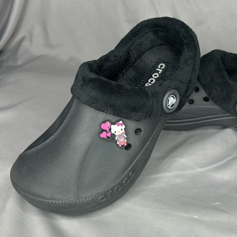 Crocs Men's 6 Women's 8 Classic Fuzzy Lined Black Faux Fur Clog